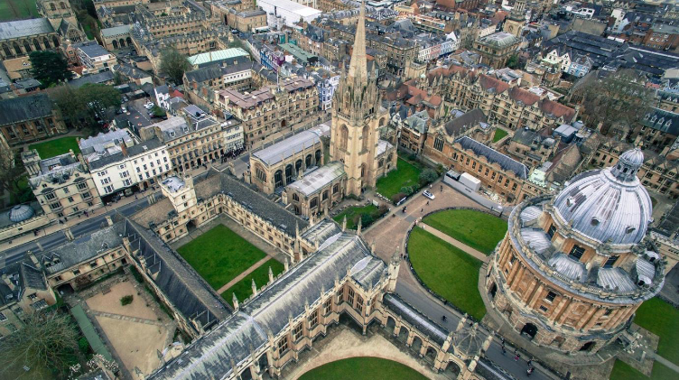 Oxford College Tours